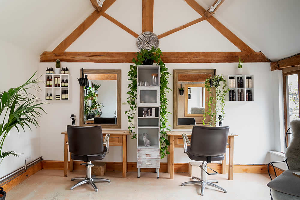 the-cutting-shed-salon