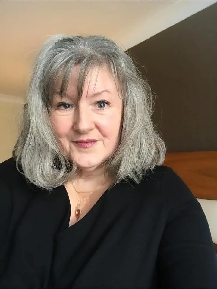 Linzi Linzi